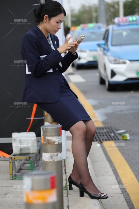 4K视频销售下班黑丝制服高跟轻熟韵味2分11秒图12P