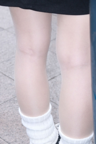 2025年街拍SW和光腿神器合集-褶皱入魂-纹理细节