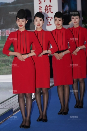 25空姐展会-火辣的川航漂亮的妹子黑丝闪亮