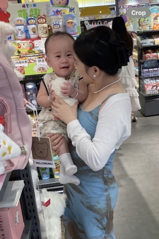 性感少妇蓝色包臀裙