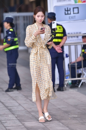 花长裙拖鞋 250603-48