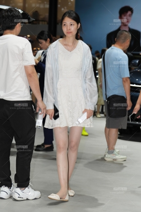 车展篇-人妻的平底肉丝82P