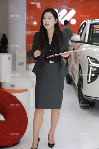 韵味肉丝高跟鞋主播【套图➕视频】