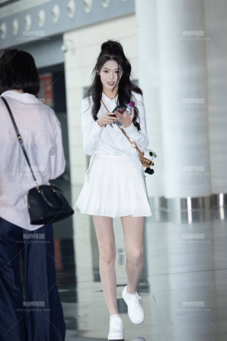 LB015-49P 成都车展邂逅丝袜礼仪小妹