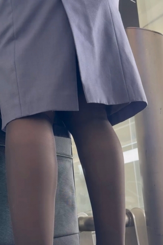 湾湾的空服员走路 丝袜美腿