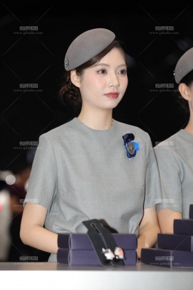 媲美空姐的肉丝礼仪小姐姐