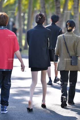 黑裙丝袜凉拖苗条美女-外场版第二季 221027-112