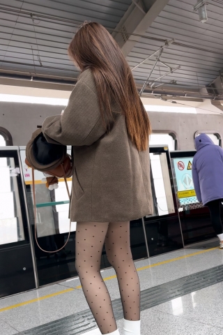 4k视频斑点丝袜长腿小姐姐