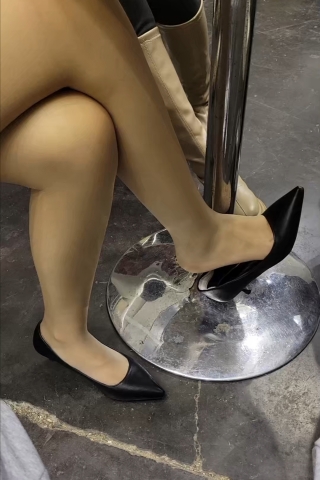 车展肉丝大长腿合集