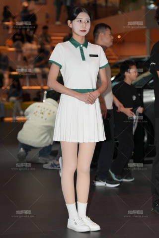 肉丝套白袜朴实无华27P视相机8K5min