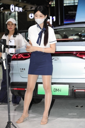 BYD主播轻熟超薄肉丝透明凉高美腿很赞