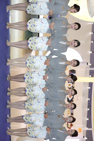 海航大合影海天祥云灰丝震撼大饱眼福