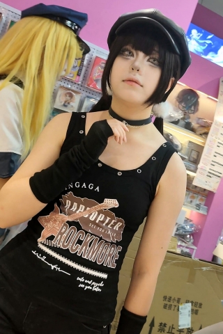 臀痕肉臀腿帽妹子与美臀痕美女5mthmn235324123