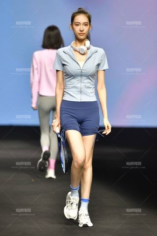 广东时装周瑜伽短裤时装秀 240922-157