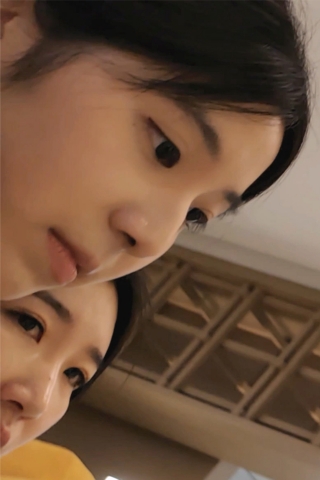 高颜值美女的美脚跟肉大腿kio1435