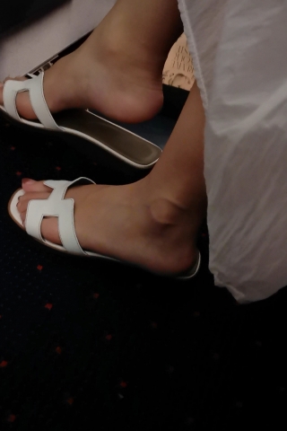 【MF】近距离拍摄备飞国际的气质空姐01