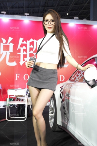 黑丝灰裙很得我意视8K5min