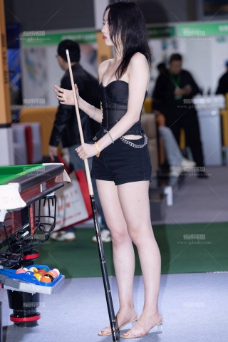 LB107-91P 杭州台球展-性感美胸模特文鸳的玉足【套图+视频】