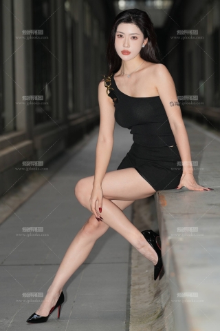 叶濛雨黑裙黑高跟150P