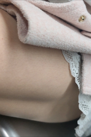 大衣包短裙妹子的肉大腿4xtmzddq