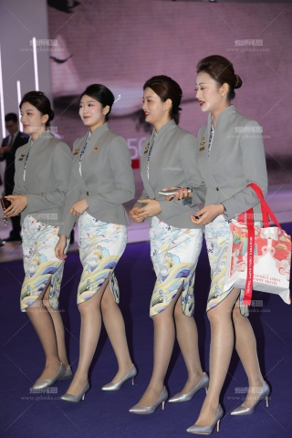 海天祥云群丝美腿高跟震撼视觉冲击