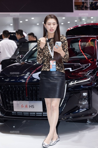 LB231-31P 成都车展-长腿肉丝皮裙女主播
