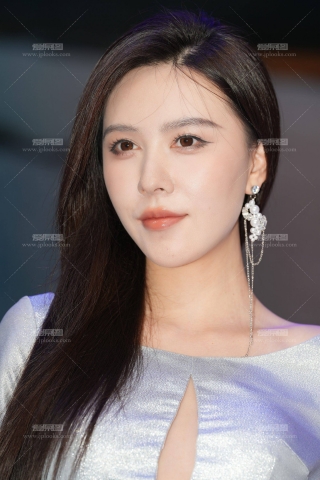 代拍作品-易小寒差点翻车了206P视手机4K6min