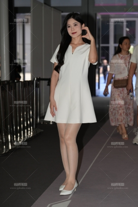 车展篇-白裙飘飘的肉丝礼仪55P