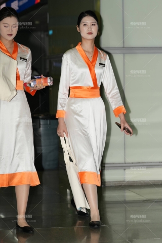 民族风礼仪丝裙64P