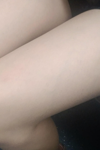 长腿JK裙与美女超级光滑的高跟美腿3mncjgh