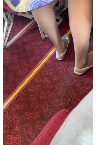 近距离多片段拍摄海航空姐，最后有惊喜