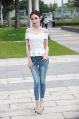 美丽动人的网红-敏敏【套图➕单反视频】