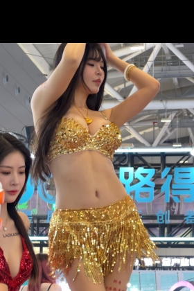 车模们车顶大秀实在养眼